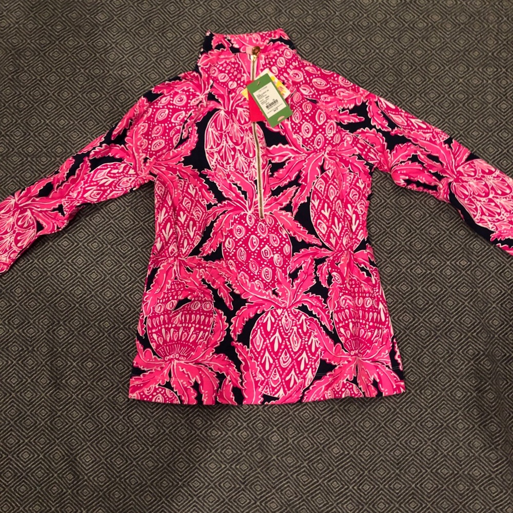NWT LILLY PULLOVER